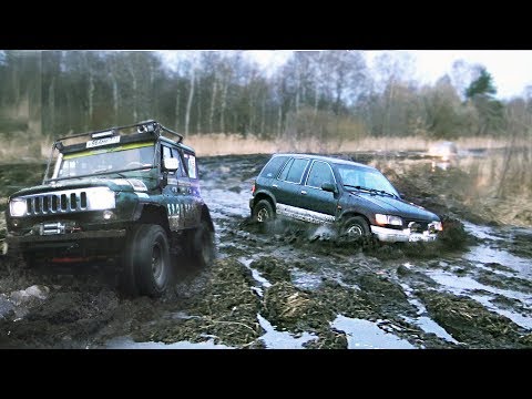 Видео: KIA Sportage за УАЗами в раскисшее поле, реально? Разведка боем, грязь, поле, вода