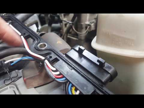 Видео: 99-03 Ford 7.3 Powerstroke Dorman #DOR 615-201 неисправность прокладки клапанной крышки.