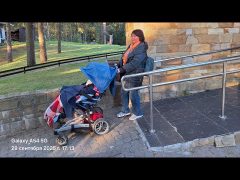 Видео: У подруги в гостях.