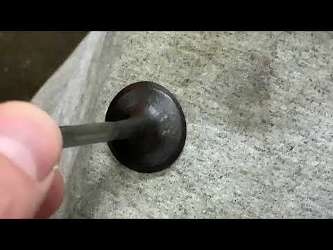 Видео: Ремонт ДВС Toyota 3UZ-FE: прогорел выпускной клапан