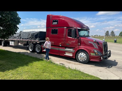 Видео: Дальнобой США. Все приехал эвакуатор.