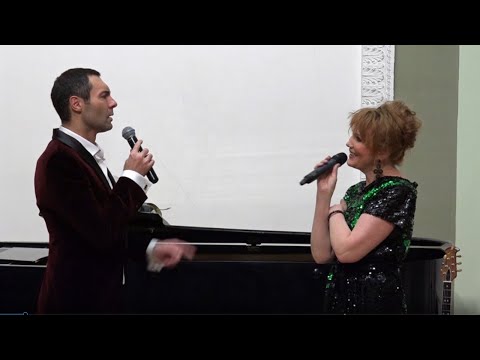 Видео: Ольга Панюшкина и Евгений Кунгуров - "Старый клён" (муз. А. Пахмутовой, сл. М. Матусовского).