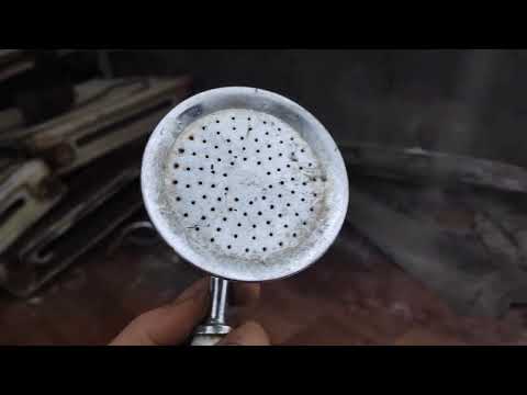 Видео: Знакомый попросил вывести металлолом. Будет продавать гараж