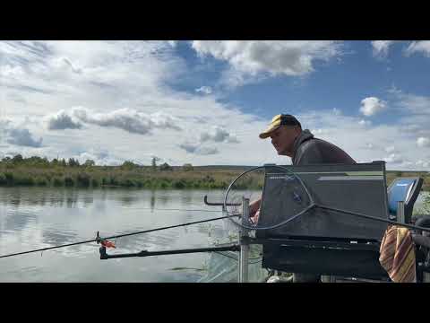 Видео: Рибалка фідером на дикій водоймі .Яворівський карєр