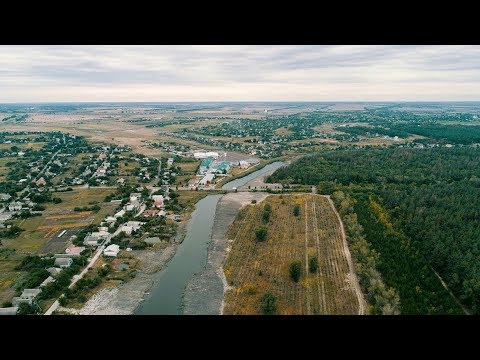 Видео: На Днепропетровщине в селе Орловщина Новомосковского района расчистили реку Песчанка