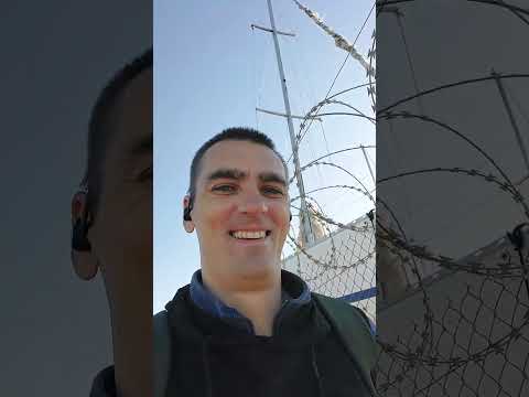 Видео: МОЯ ПЕРВАЯ, РЫБАЛКА НА ОСЬМИНОГА в ГРЕЦИИ! 🇬🇷