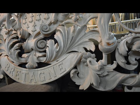 Видео: Резьба по дереву герб  Бретани. Вторая часть .Wood carving coat of arms, second part. #woodcarving