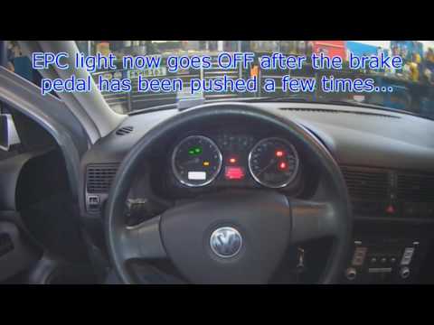 Видео: VW A4: индикатор EPC (код неисправности выключателя стоп-сигнала)