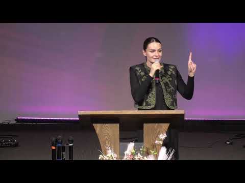 Видео: Evelina Smane - миссионерка с Танзании (Свидетельство)