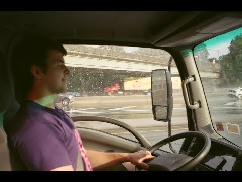 Видео: Я больше не мувер в США, сменил работу! Жизнь и работа в Америке