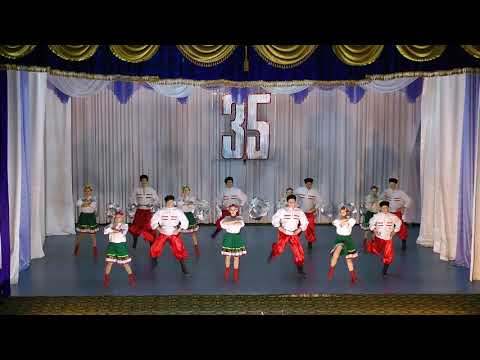 Видео: Танец "Станичная" - образцовый ансамбль танца "Ровесник" отмечает 35 летний юбилей