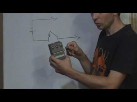 Видео: Почему не работает от батарейки гитарная педаль?