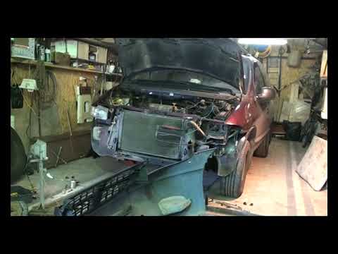 Видео: Ремонт авто кондиционера Додж Караван с заменой радиатора и опрессовкой системы воздухом.