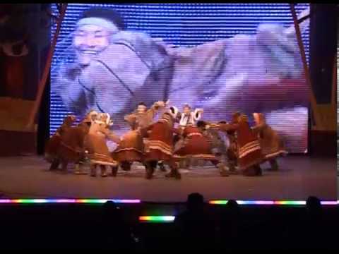 Видео: Народный ансамбль танца "Сандал" Якутской ГСХА