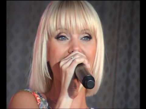 Видео: Валерия в г. Геленджике (зеленый театр)