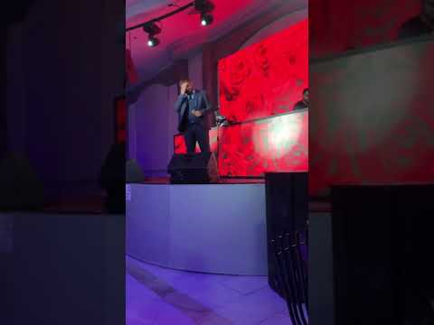 Видео: Слава Новиков - Цветы дарить ( песня Владимира Карафетова)