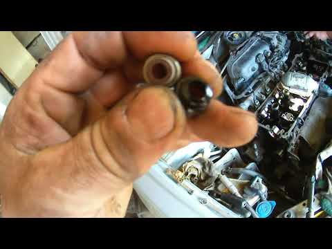 Видео: хендай акцент замена маслосъёмных колпачков