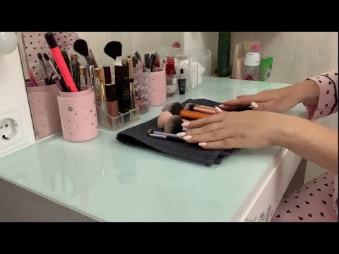 Видео: ASMR 1000% РЕЛАКС УБОРКА КОСМЕТИКИ/ШЕПОТ ТРИГГЕРЫ/ASMR Makeup Cleaning/Протираю косметику салфетками