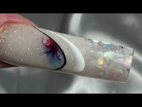 Видео: Имитация выкладного френча 2я часть#выкладнойфренч#nailsart#наращиваниеногтей#дизайнногти#распаковки