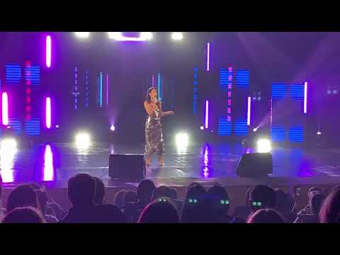 Видео: Нарияна Куо - Бэлэхтээ тапталгын