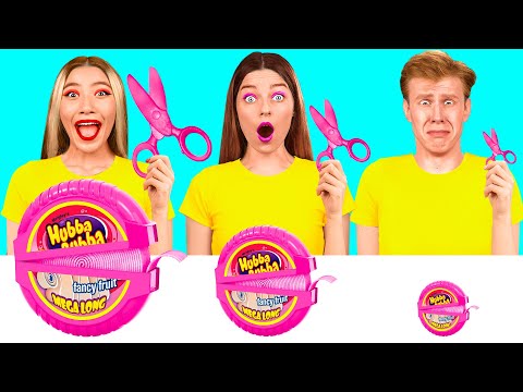 Видео: Большая, Средняя или Маленькая Еда Челлендж | Смешные Ситуации с Едой