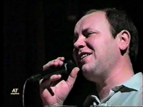 Видео: Фрагмент Новогоднего концерта в Трубчевском РДК 1998 год.