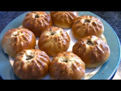 Видео: Татарские вэк бэлиши с мясом и рисом - маленькие пирожки, которые нравятся всем.