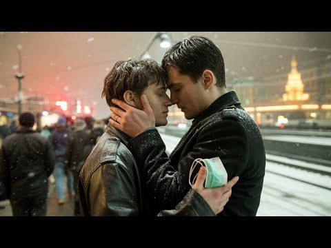 Видео: Безработный парень оплатил чужой проезд — не зная, что перед ним миллиардер в маске