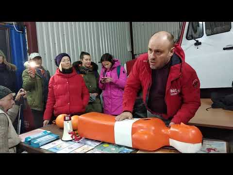 Видео: Правила спасения утопающего на воде. Инструкция 2019 года