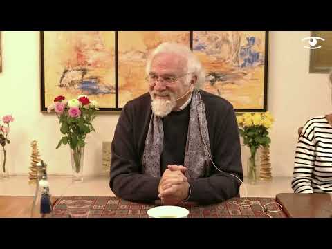 Видео: Поймите долгий процесс принятия себя, других и мира - 17 мин.