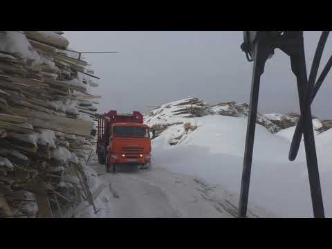 Видео: Везу горбыль на утилизацию. Урал лесовоз.