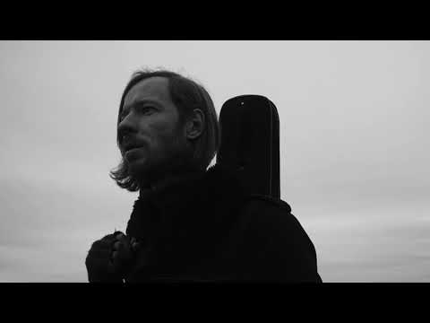 Видео: Гребенщик — В облаках (Lyric Video)