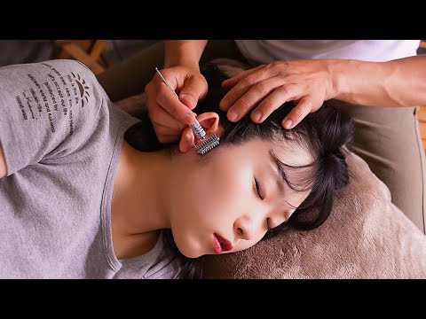 Видео: ASMR | Лучший звук массажа ушей для хорошего сна