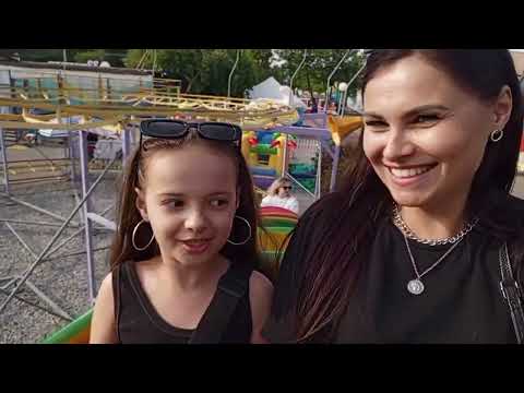 Видео: Влог/ выпал снег/ хачапури из творога / атракционы / встреча с армии