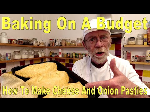 Видео: Как приготовить пирожки с сыром и луком.