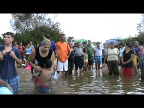 Видео: водно кръщаване