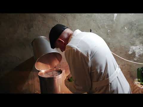 Видео: Дегоржаж. Абрау-Дюрсо. Миллезим 2001 г.