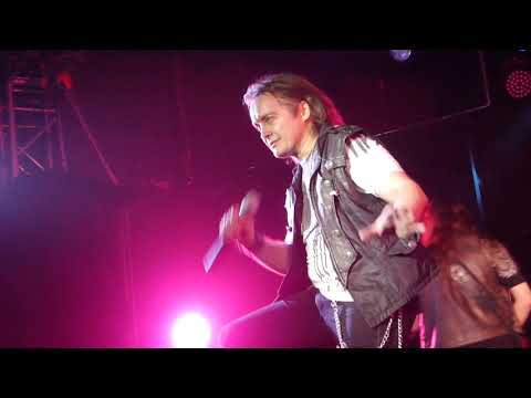 Видео: ХАРИЗМА - Иду На Свет (2021, Москва)