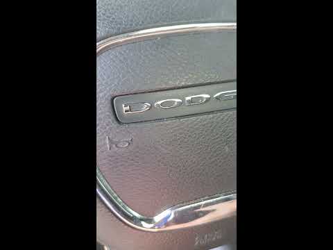 Видео: Снятие подушки безопасности рулевого колеса Dodge Challenger 2016 года