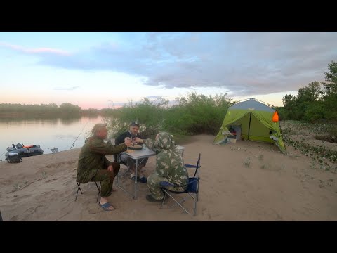 Видео: Рыбалка с подписчиками | 2 дня на реке Вятка
