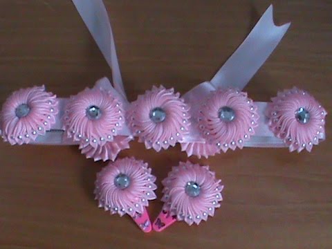 Видео: Пояс и заколочки с цветами канзаши для маленьких принцесс