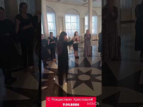 Видео: Ваня Забайкальский, Злата и Елена  были в кафе на Рождество ✨
