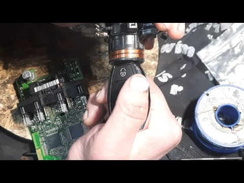 Видео: Мерседес віто 639 клине ключ не повертається ключ на стартер