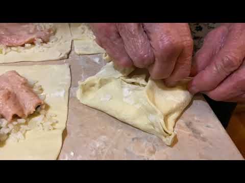 Видео: Секреты моей мамы: расстегаи с рыбой