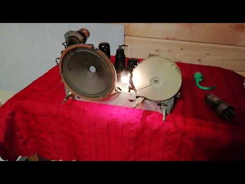 Видео: Радиоприёмник "Москвич"