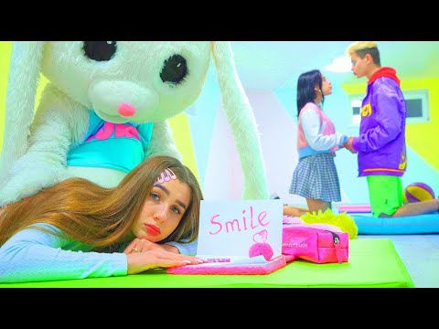 Видео: БАСКЕТБОЛИСТЪТ ИМА НОВА ПРИЯТЕЛКА! 💔 Може ли Даяна да си върне гаджето?