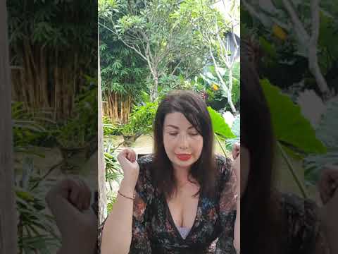 Видео: Как работать Тарологом? Мария Пиро о Таро