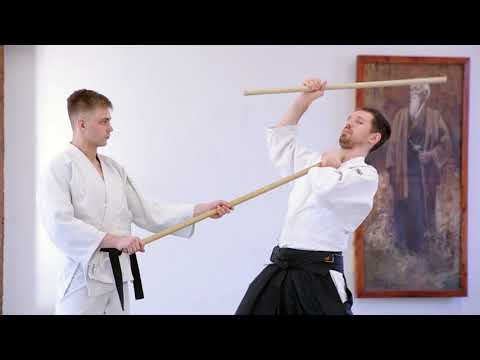 Видео: Айкидо. Как делать: парные с палкой. ДЗЕ авасэ #1