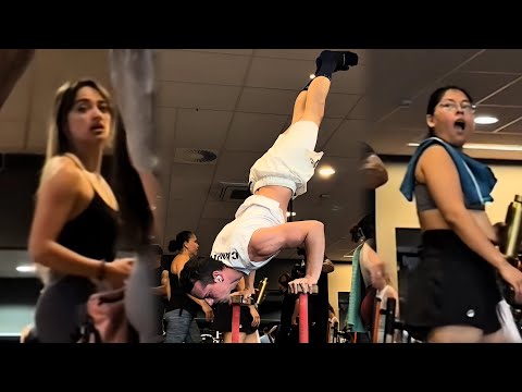 Видео: 🔥 Пугаем людей в спортзале воркаутом