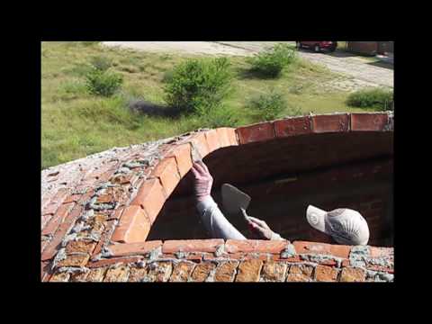 Видео: Впечатляюще квалифицированные каменщики, Contruction Vault. Мексика